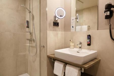 Hampton by Hilton Frankfurt City Centre East - 9