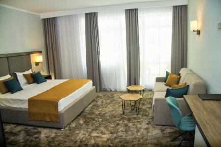 Best Western Plus Premium Inn - 56