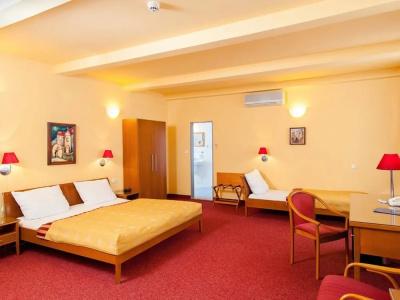 Cloister Inn - 38