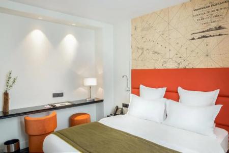 Hôtel Scarlett - 84