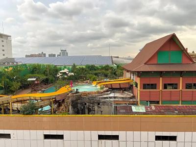 Mall Suites - 333