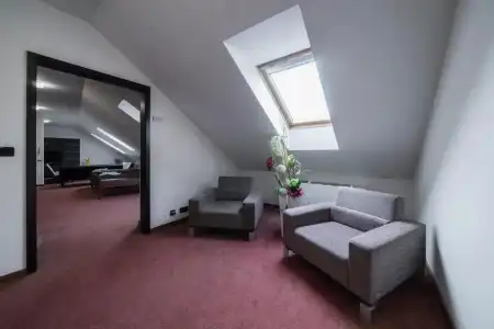 Astory - 83