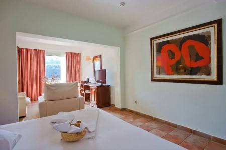 Cala Sant Vicenç - Adults Only + 16 - 92