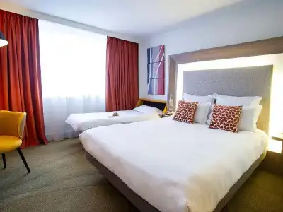 Novotel Lyon Centre Confluence Bord de Saone - 75