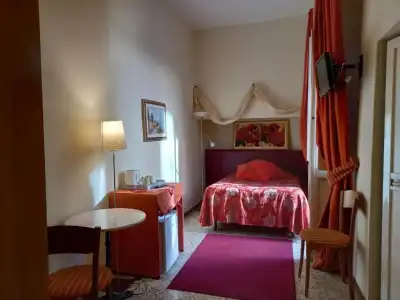 Tourist House - 75