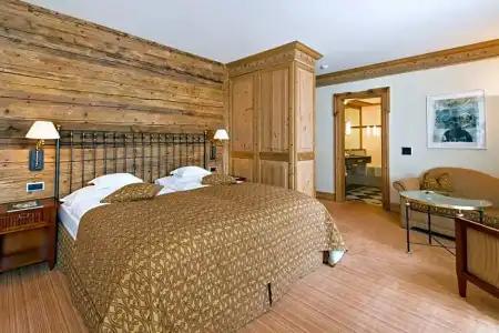 Grand Kronenhof - 84