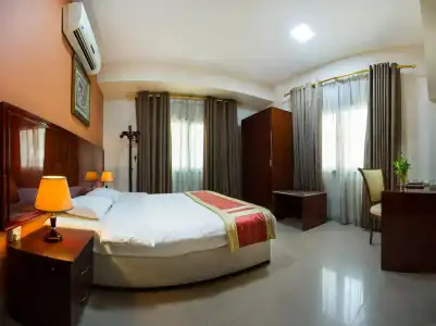 Safeer Plaza - 3