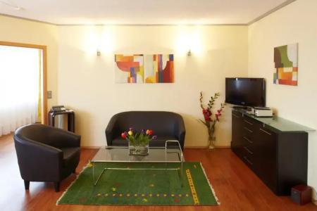 Best Western Ambassador - 96