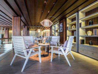 Pullman Phuket Arcadia Naithon Beach - 35