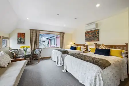 The Classic Villa - 4