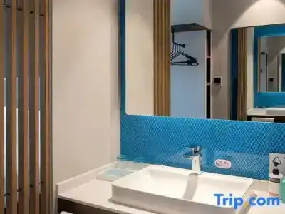 Holiday Inn Express Shenzhen North Station by IHG - 57