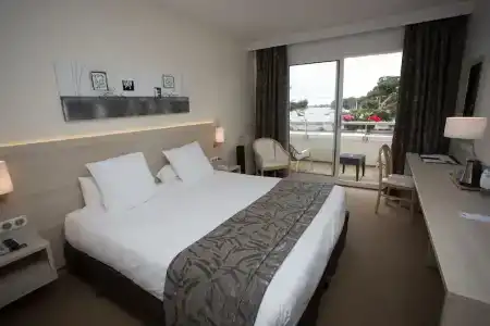 Best Western Le Roof - 105