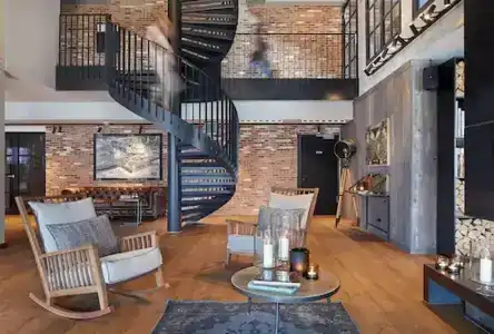Lighthouse & Spa - 12