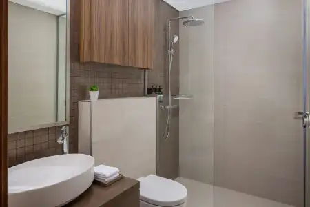 Holiday Inn Dubai Business Bay - 8
