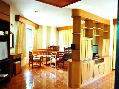 Kata View Guesthouse - 12