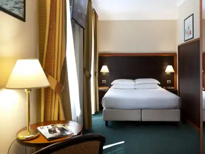 Garner Rome Aurelia by IHG - 41