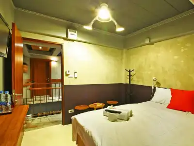 Chic Chiangkhan - 3
