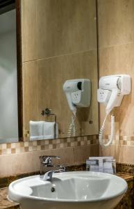 First Central Suites - 52