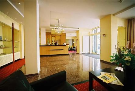 am Jungfernstieg - 10