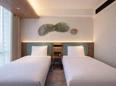 Hilton Garden Inn Jakarta Taman Palem - 4