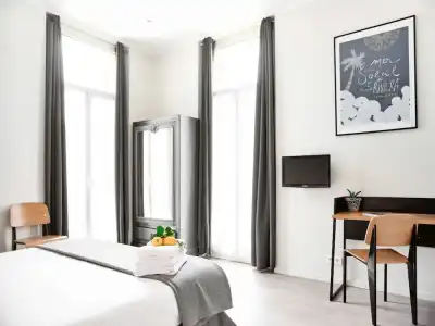 Hôtel Lemon - 86
