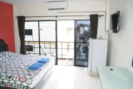 Pineapple Guesthouse Karon - 40