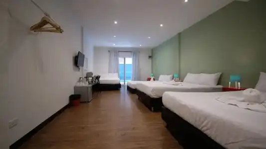 Resort V - MRT Huai Khwang - 100