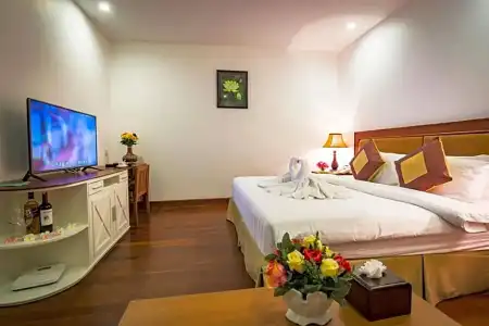 Phnom Penh Katari - 92