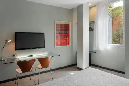 Hotel - 34