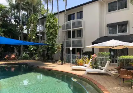 Cairns Reef Apartments & Motel - 13
