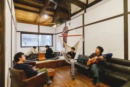 Couch Potato Hostel - 18
