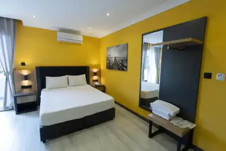 Roy Otel Akçay - 48