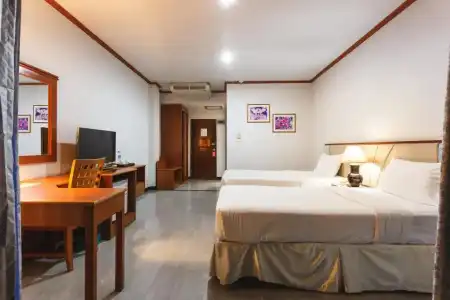 Surin Majestic - 84