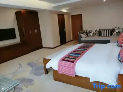 Highest Joints & Resort (Kunming Derun Center) - 84
