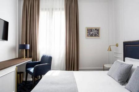 Midmost by Majestic Group - 40