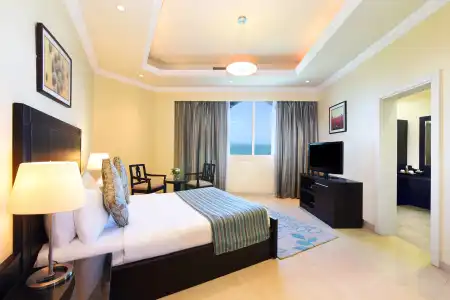 Al Hamra Residences Apartment - 2