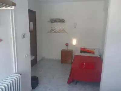 Duquesa Bed & Breakfast - 15