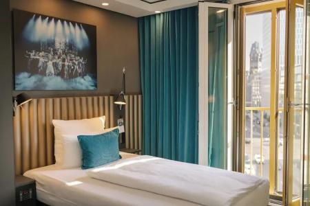 Motel One Berlin Ku'Damm - 44