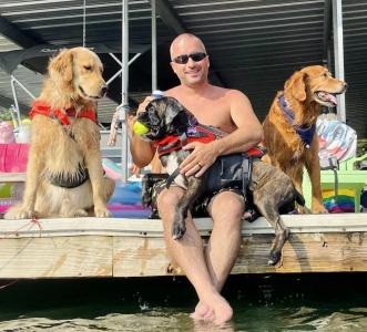 Calm Waters Cabin Resort - 19