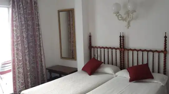 Hostal Ca's Bombu - 36