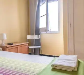 Hostel Turistic Castell - 3