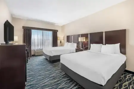 Best Western Plus Eastgate Inn & Suites - 6