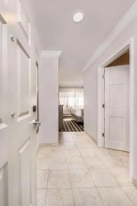 Best Western Plus Milwaukee West - 44