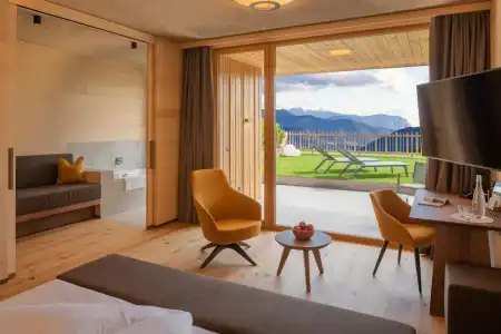 Tratterhof Mountain Sky - 135