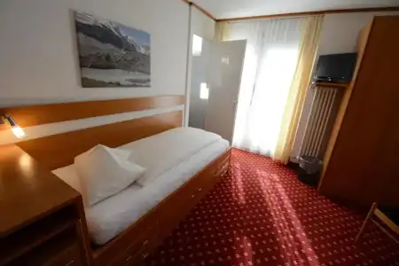 HOP Apartments & Suites - 43