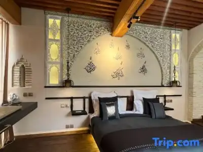 Karawan Riad - 102