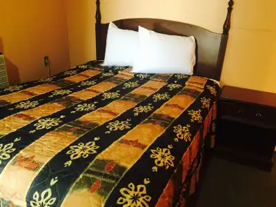 Niagara Falls Courtside Inn - 1