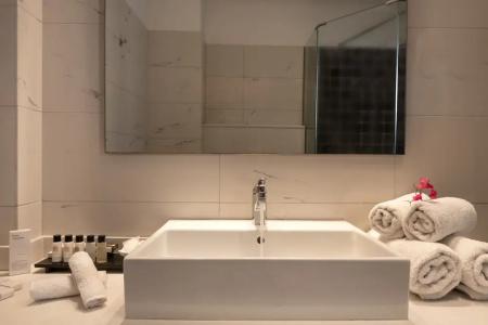Splendour & Suites - 128