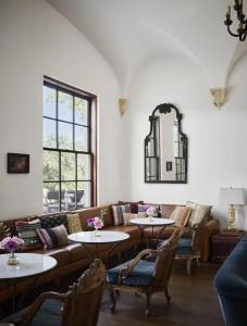 Commodore Perry Estate, Auberge Collection - 16