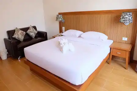 D Pattaya - 25